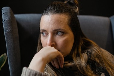 EVO KAKO JE BOJANA OTKRILA DA JE MUŽ VARA  "Žene, obratite pažnju, ova sitnica ih odaje"