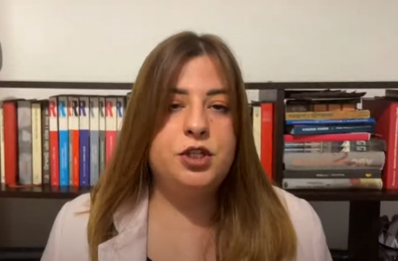 KO JE POSLANICA KOJA JE DANAS PRAVILA HAOS PO SKUPŠTINI? Bila je zvezda đilasovskih televizija zajedno sa Kurtijevom poslanicom, Lazović je zove "caricom"