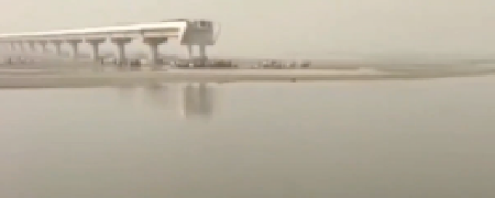 NAVIGACIJA IH ODVELA PRAVO U SMRT! Kolima se survali sa nedovršenog mosta, meštani pronašli beživotna tela! (FOTO/VIDEO)