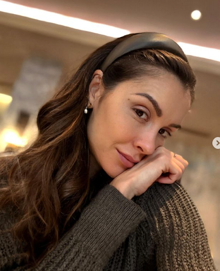 DRAGANA MIĆALOVIĆ PALA U TRANS Glumica šokirala uvijanjem tela (FOT0)