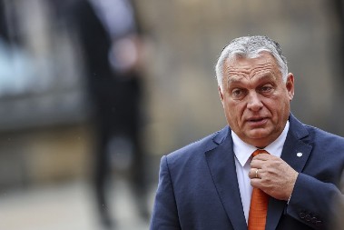 "UKRAJINA SE KLADILA NA POGREŠNOG KONJA" Orban zario "prst u oko" Blinkenu