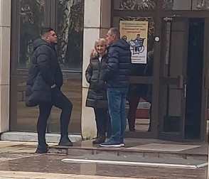 STUDENTE PODRŽAVAJU ĐILASOVCI Slika iz Kragujevca sve govori (FOTO)