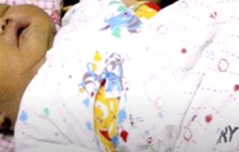 PREMINULA BEBA, POLICIJA UTVRĐUJE ŠTA JE KRENULO PO ZLU Tragedija podigla policiju na noge