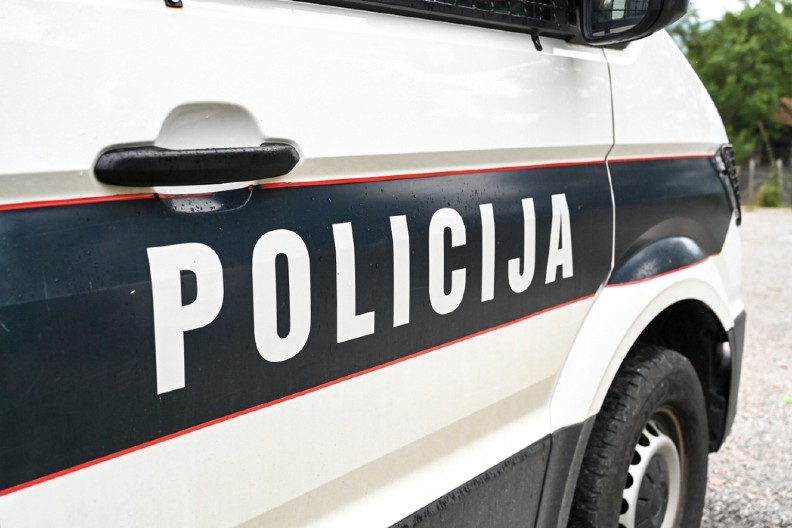 PACIJENT PAO SA DRUGOG SPRATA BOLNICE I UMRO! Tragedija u KB Zenica, policija ispituje slučaj