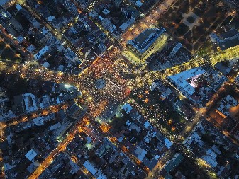 NARODE, OVI SU POTPUNO ODVOJENI OD REALNOSTI! Kažu da su protesti bili na 45.000 kvadrata, a Slavija ima 8.000 kvadrata (FOTO)