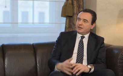 "GLEDAJTE ŠTA SVE KUPUJU" Terorista Kurti otrčao u Zagreb da se žali na Srbiju i Vučića, pa zakukao na srpsku vojsku (VIDEO)