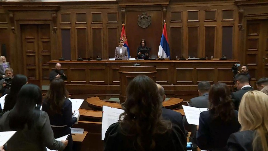 "ČESTITAM SVIMA" Sudije položile zakletvu u Skupštini Srbije pred predsednicom Vrhovnog suda i Anom Brnabić (VIDEO)