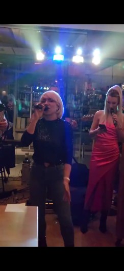 JOVANA NAPRAVILA HAOS NA JAHORINI Jeremićeva zapevala veliki hit! (FOTO+VIDEO)