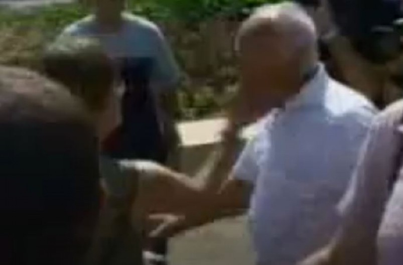 NATAŠA KANDIĆ BIJE SRBE SA KIM Snimak koji su mnogi zaboravili, a otkriva pravo lice ove žene (VIDEO)