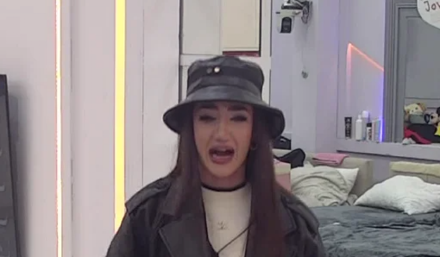 "ŠUTNUĆU TE KAO KANTU" Urlici odzvanjaju Elitom, Gastoz javno zapretio Anđeli nakon raskida!