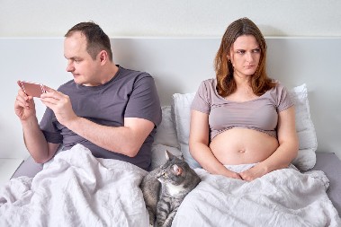 MUŽ JE IZDAO NA ŠOKANTAN NAČIN, A SVEKRVIN POTEZ JE SLOMIO NA KOMADE  ''Sve je počelo da mi se vrti pred očima...''