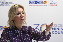 RUSIJA: ZAPAD U SRBIJI PRAVI OBOJENU REVOLUCIJU Marija Zaharova o scenariju koji ima za cilj rušenje Aleksandra Vučića