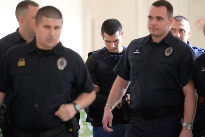 EVO KOJE JE POVREDE ZADOBIO UROŠ BLAŽIĆ KADA SU GA PRETUKLI U PRITVORU Nakon dve nedelje od presude izbio incident