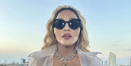 ŠUTNULA GA, ALI SE VRATIO Madona ponovo u ljubavi sa 40 godina mlađim dečkom, isplivale vatrene slike, za ovom uzdišu sve žene