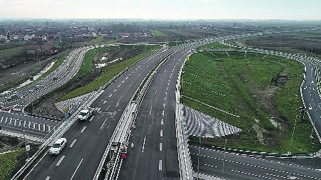 SRBIJA NIJE STALA, OSTVARUJU SE SNOVI KOJE SU SANJALE GENERACIJE Danas je veliki dan za našu zemlju, otvara se brza saobraćajnica koja spaja Mačvu i Podrinje