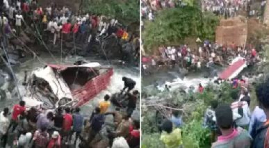 66 SVATOVA POGINULO U SAOBRAĆAJNOJ NESREĆI Horor! Krenuli na svadbu, kamion sleteo u reku