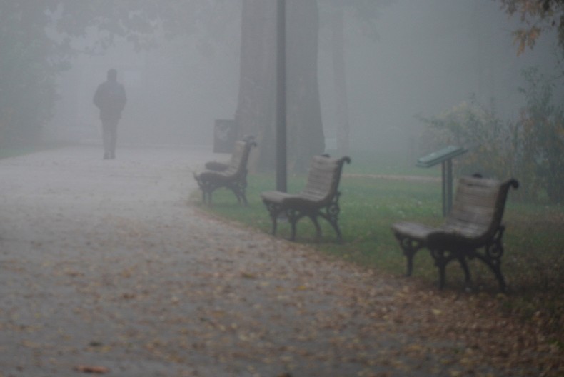 JUTROS IZMERENO -13 STEPENI! Gusta magla pala na Srbiju, RHMZ upalio alarme