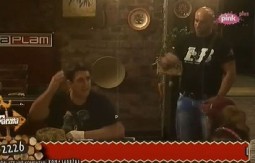 OBRIJAO MU GLAVU! Kristijan Golubović i Lepomir Bakić imali okršaj na Farmi!