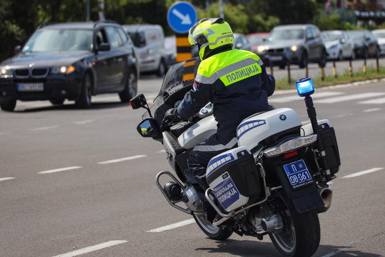 DROGIRANI KLINAC (18) KOD SUBOTICE DIVLJAO MOPEDOM Šest vozača vozilo pod gasom