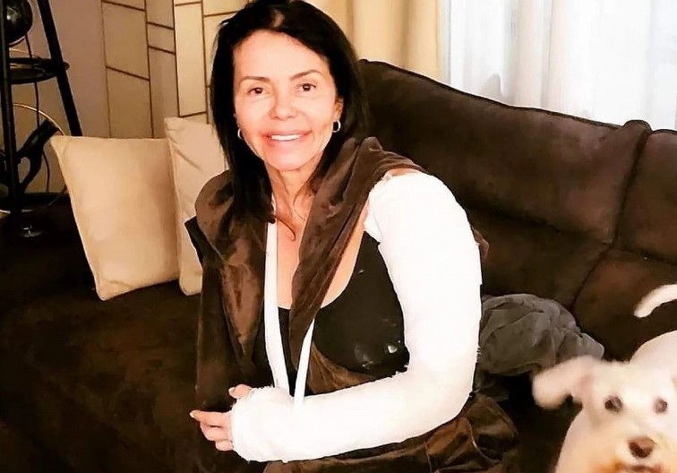 OVO JE SIN NAŠE POZNATE VODITELJKE Jelena objavila zajedničku fotografiju i javno mu se obratila, mreže gore (FOTO)