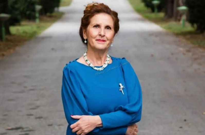 "KAD POČNEM DA VIČEM, SVI MI PRIČAJU DA NISAM NORMALNA" Naša glumica šokirala: "Smeju mi se u lice...."