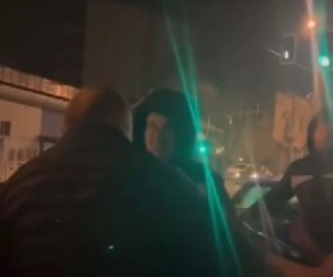 "PI*** TI MATERINA, ŠTA LEPITE TO" Đilas pokazao kako bi se obračunavao sa omladincima ako dođe na vlast (VIDEO)