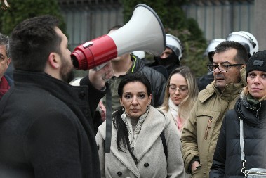 NOVOSTI IZ ĐILASOVE KUHINJE Marinika istrošena perjanica, stiže Valentina