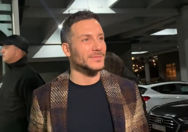 ŽENI SE SAŠA KOVAČEVIĆ Pevač odlučio da stane na ludi kamen