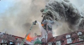 STRAVIČAN POŽAR U MINHENU! Urušio se deo zgrade, gori stambena četvrt, plamen guta sve pred sobom! (VIDEO)