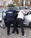 UHAPŠEN MUŠKARAC KOJI JE 12 PUTA OSUĐIVAN Opljačkao dve osobe i završio iza rešetaka