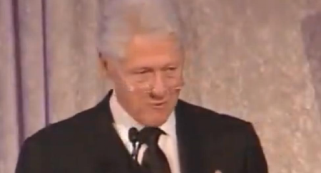 EVO U KAKVOM JE STANJU BIL KLINTON