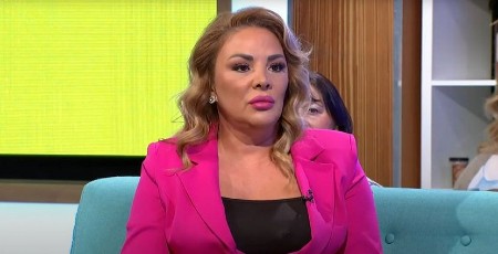 "ZATRUDNELA SAM SA DRUGIM, A ON JE PAO SA STOLICE" Šokantna ispovest naše pevačice: "Voljenom čoveku nisam mogla da rodim sina, a onda..."