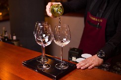 Šta bi Francuzi dali da Kinezi kupe njihova skupa vina – ne vredi, presušuje potražnja