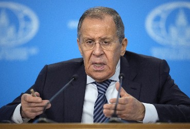 LAVROV SE OBRATIO CELOM SVETU NA TELEVIZIJI: Rusija u korišćenju nuklearnog oružja nema bezgranično strpljenje i neće oklevati da se brani svim raspoloživim sredstvima
