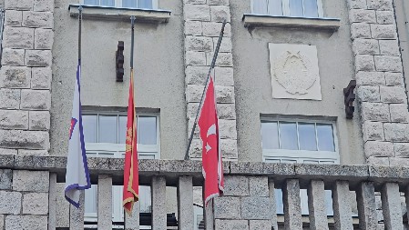 BORBA ZA ŽIVOT RANJENOG SA CETINJA I DALJE TRAJE Preostala tri pacijenta su odvojena od mašine za disanje