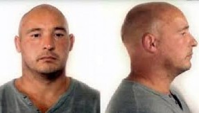 ČABA DER TRAŽI 30.000 EVRA OD HOLANDIJE DA REŠI UBISTVO PROSTITUTKE U AMSTERDAMU Nasmejani ubica nudi dil