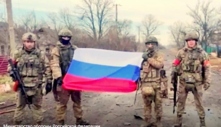 RUSI PODIGLI ZASTAVU U KURAHOVU: Ukrajinski generalštab krije istinu o padu grada!