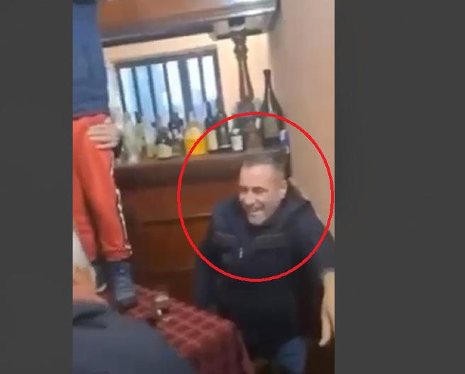 JEZIVO! OSVANUO SNIMAK KRVNIKA SA CETINJA IZ KAFANE PRE MASAKRA Veseo i nasmejan, ništa ne sluti na zločin! (VIDEO)