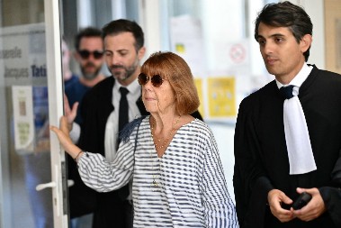 UHAPŠEN OSNIVAČ SAJTA PREKO KOG JE ''ĐAVO IZ AVINJONA'' PRONALAZIO MUŠKARCE DA MU SILUJU ŽENU! Policija otkrila SVE GADOSTI, pronašla mu i pet miliona evra na računu