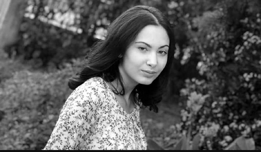 "PUTUJ NAM, ANĐELE, NEKA TE BOG PRIMI, MI TE NISMO BILI DOSTOJNI" Otac je lepoj Ljubici (19), preminuloj od teške bolesti, posvetio dirljivu pesmu