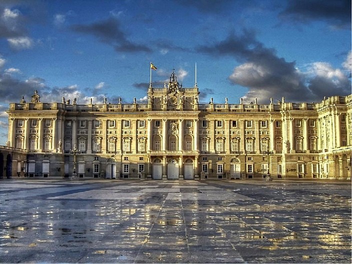 MADRID HOĆE DA PROMENI PRAVILA Srbi više neće moći da kupuju kuće u Španiji