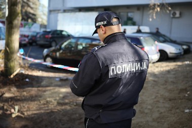 IZBODEN MUŠKARAC ISPRED POLICIJSKE STANICE Drama u Novom Pazaru