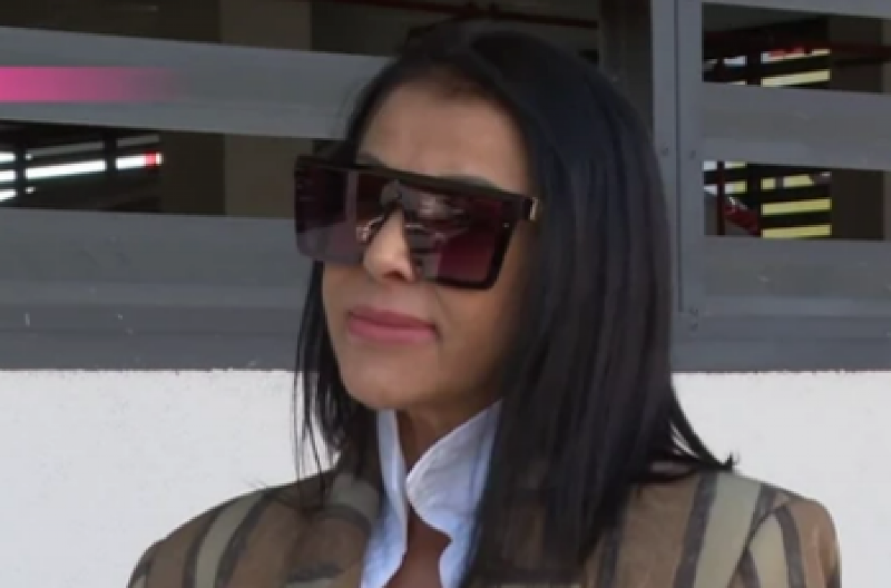 NAKON RAZVODA ZAVRŠILA U BOLNICI Naša pevačica na lekovima, pokazala sve javno, prolazi kroz agoniju (FOTO)