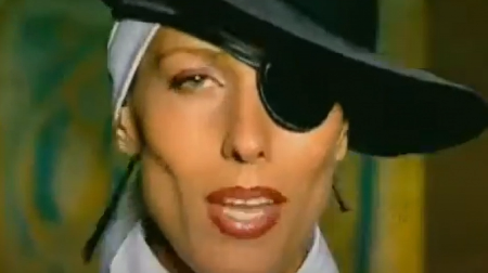 OD NAJPOPULARNIJE ESTRADNE ZVEZDE DO DEKANA NA FAKULTETU Pevačica je napustila grupu, zatim ušla u rijaliti, pa nestala sa javne scene!