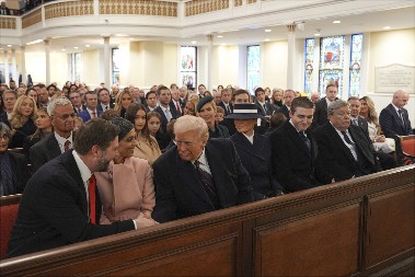 INAUGURACIONA GOZBA IZ SNOVA: Nećete verovati šta se nalazi na meniju