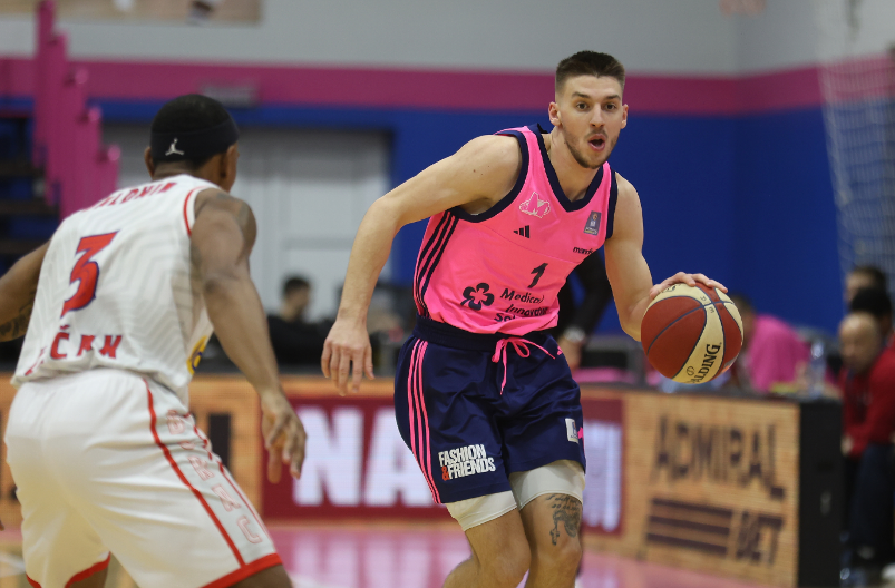 KAKAV PREOKRET Košarkaški biser hoće da igra za Srbiju, a Bosna i Hercegovina ga "krade"