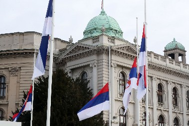 DANAS JE U SRBIJI DAN ŽALOSTI Zastave na pola koplja zbog stradalih u Barajevu, ovo su PRAVILA PONAŠANJA