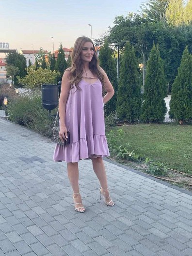 NJEGA NIKADA NE VIĐAMO U JAVNOSTI! Muž naše pevačice je pripadnik žandarmerije, žene odlepe kada ga vide! (FOTO)