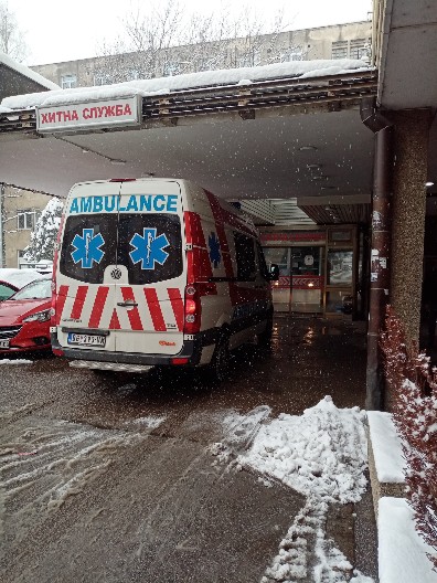 DVE OSOBE POVREĐENE U JEDNOM UDESU Hitna pomoć  ukupno intervenisala 110 puta