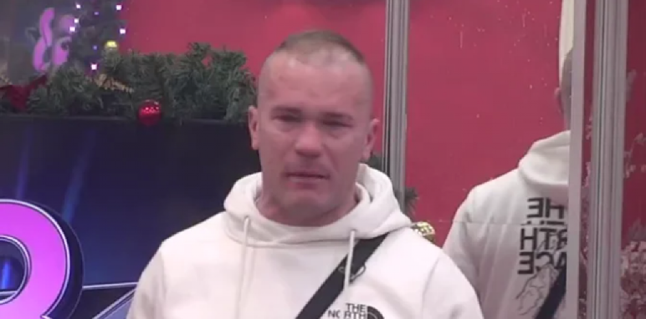 MUNJEZ SE GUŠI U SUZAMA Rastrojen zbog deteta, jedna stvar ga najviše muči, ne može da dođe sebi